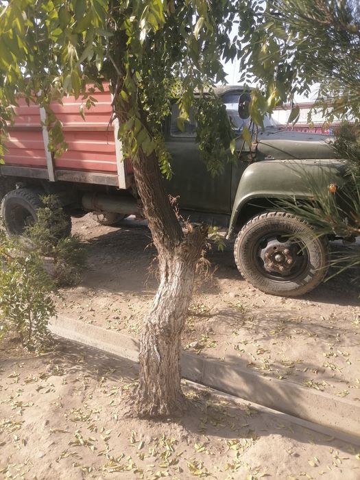 Газ 53 срочно сотилади