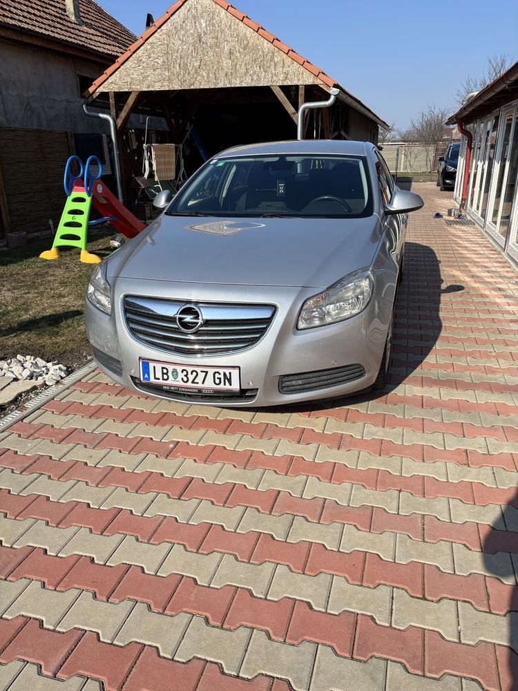 Opel Insignia 2.0 160CP