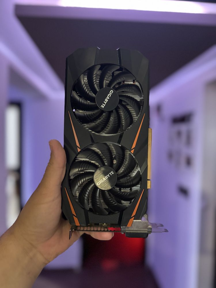 Видеокарта Gigabyte GTX 1060 3GB