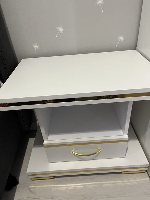 Продам тумбочку….