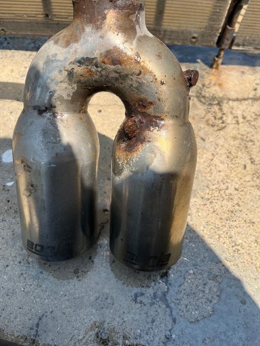 “Evacuare completă Borla în stare foarte bună”