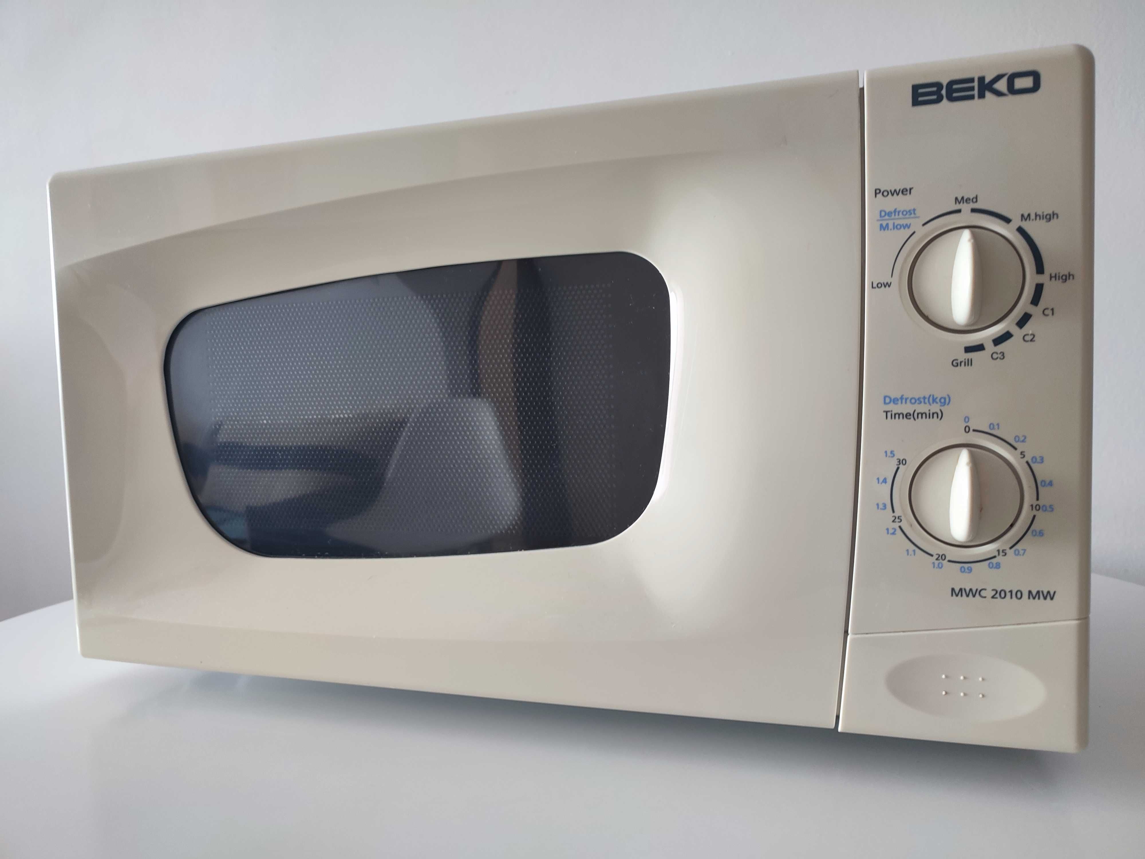 Микровълнова фурна Beko MWC 2010 MW.