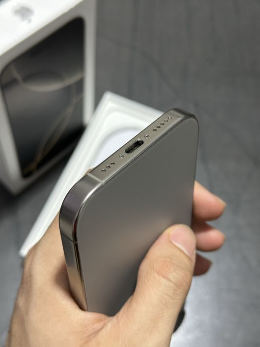 iPhone 16 Pro 256GB Natural Titanium !