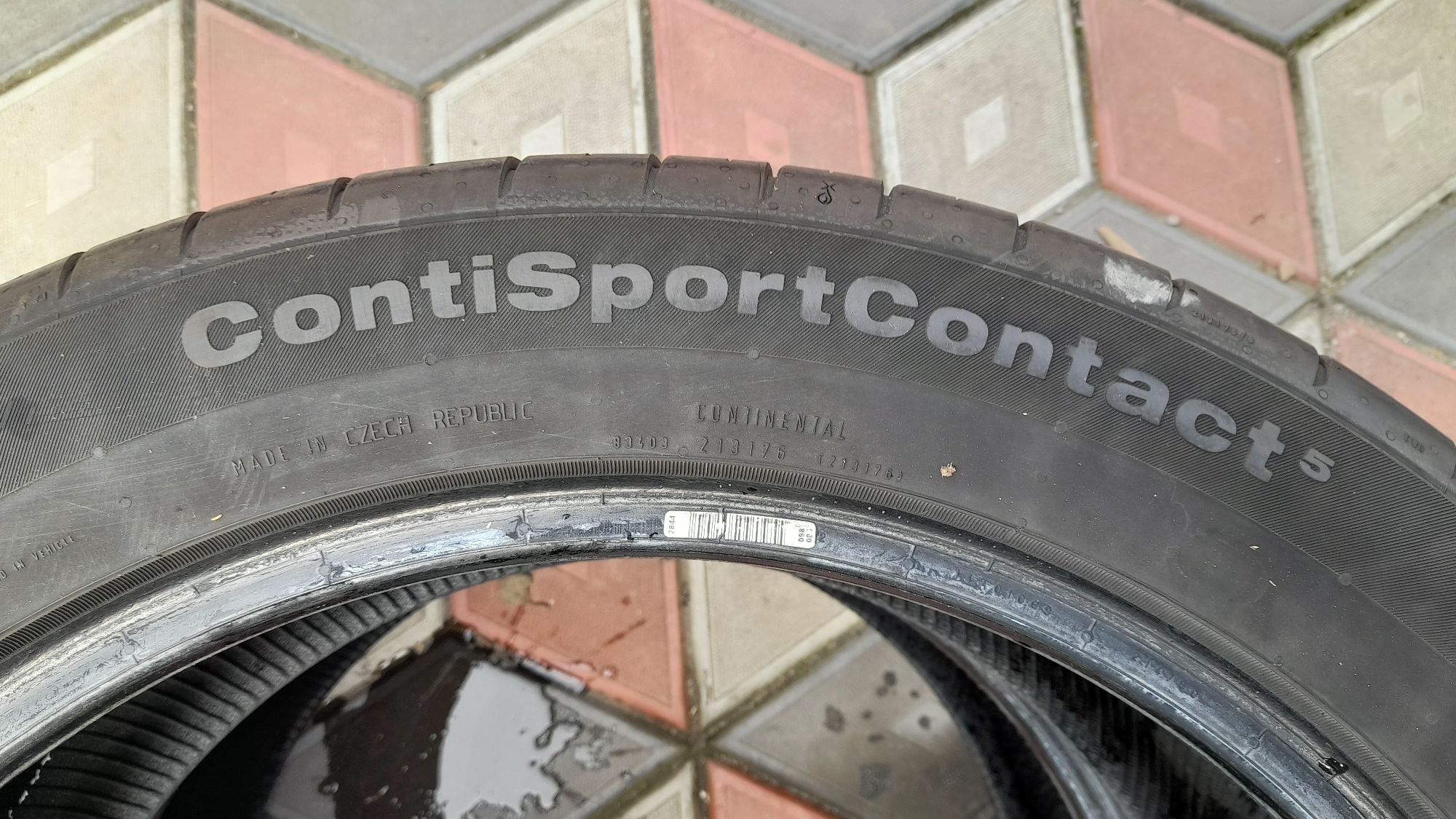 Vand 2 anvelope de vara 265 45 r20 CONTINENTAL foarte bune