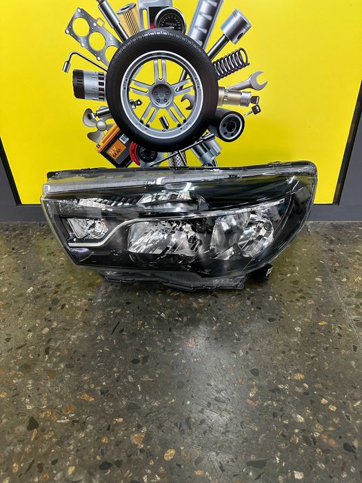 Фара передняя Lada Vesta Лада Веста