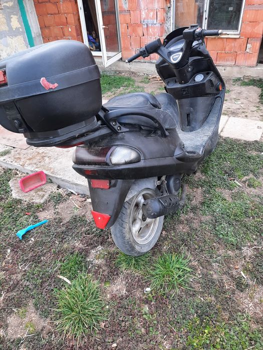 Scuter Kymco.   .