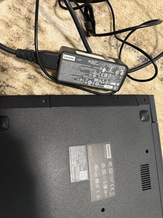 Laptop Lenovo V110-15ISK