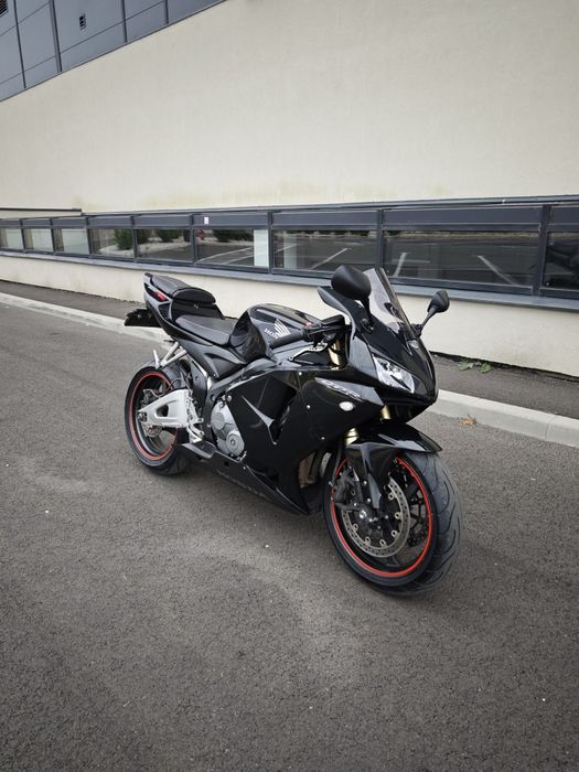 Honda cbr600rr pc37 facelift