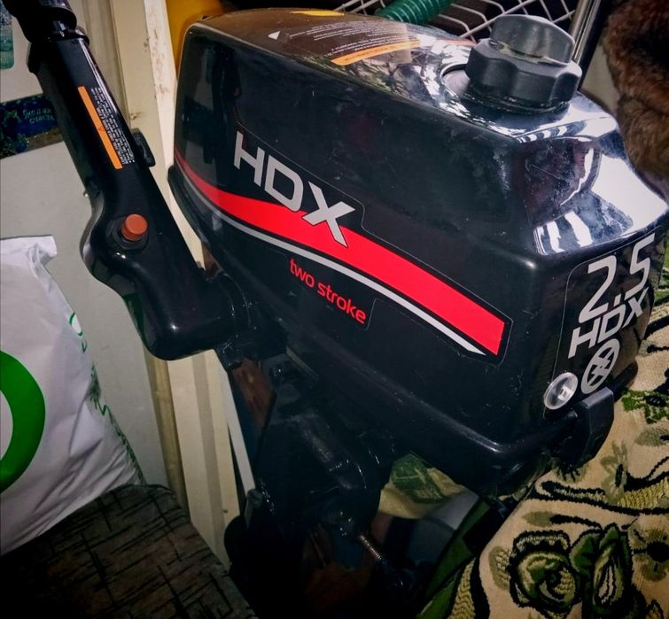 Продам мотор на лодку