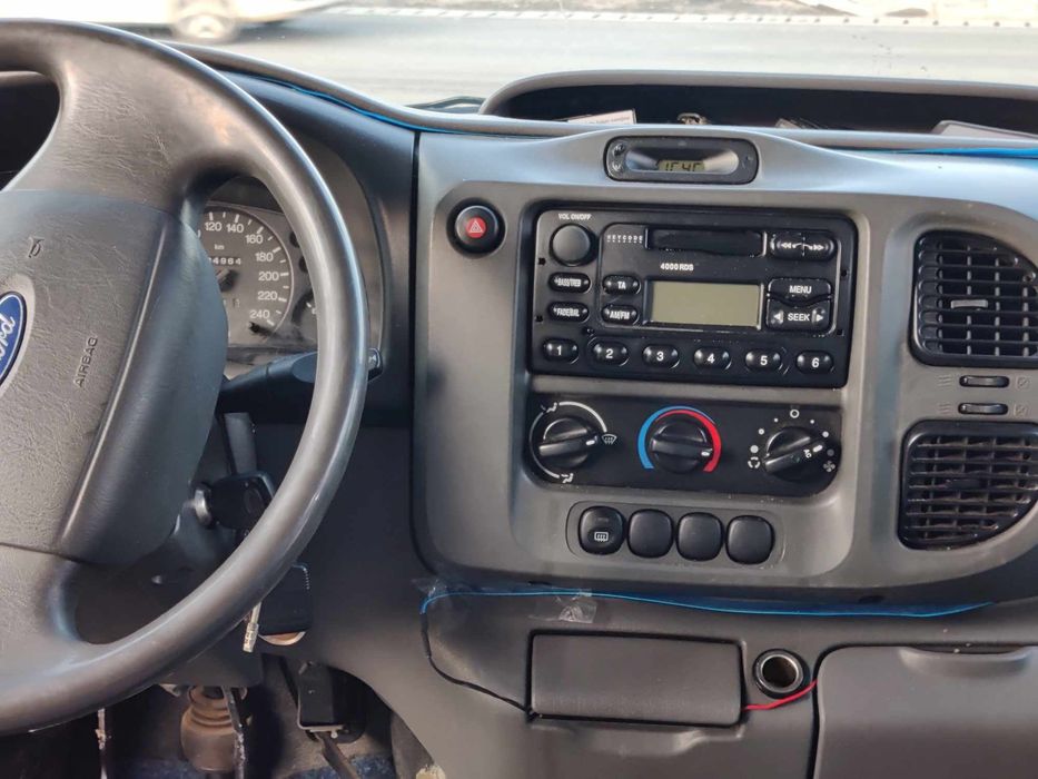 Ford Transit, an 2003