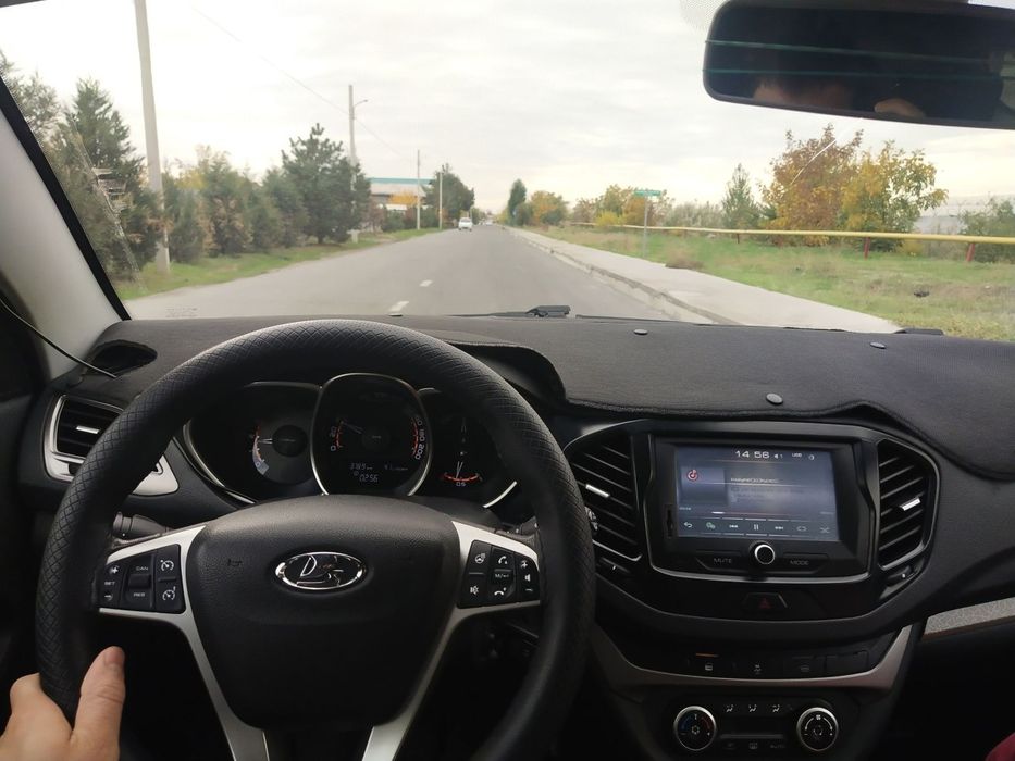 Продаётся Lada Vesta  11000$