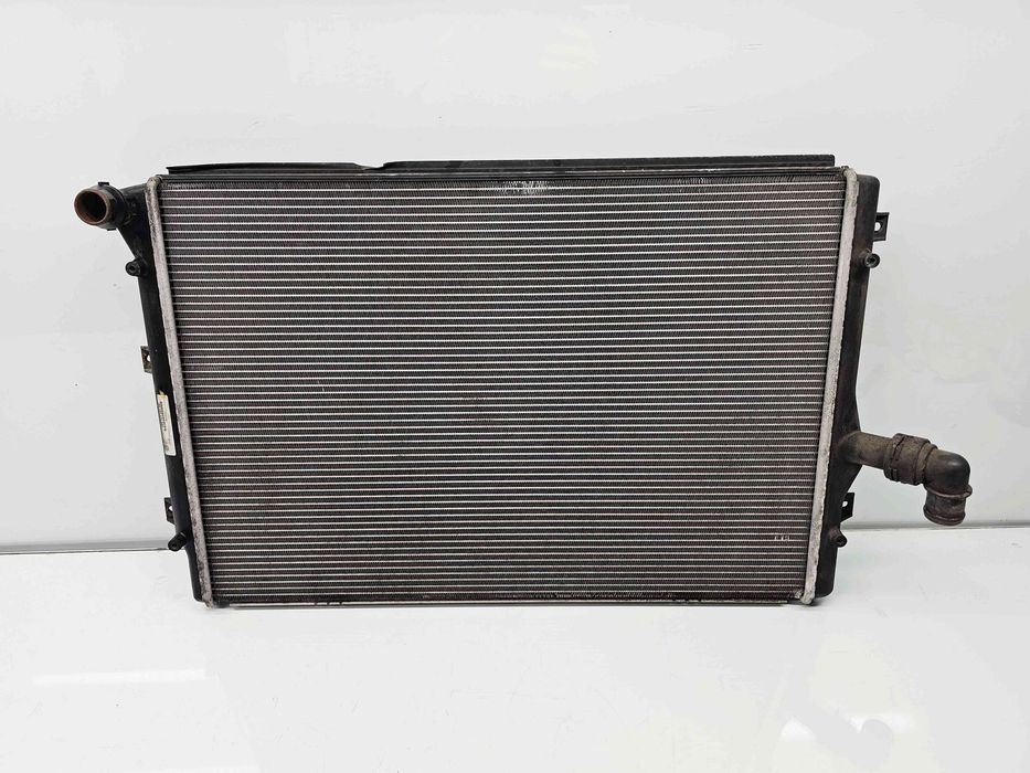 Radiator apa  Skoda Octavia 2 (1Z3) [Fabr 2004-2013] 1K0121251DD 1.6 T