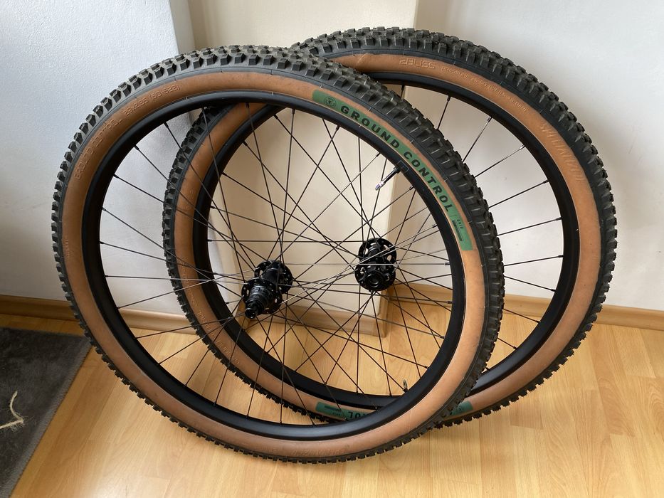 Specialized set roti boost cu anvelope Ground Control 29x2.35 Grid
