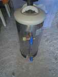 Vând dedurizator apă 8lt/7,5kg. Inox