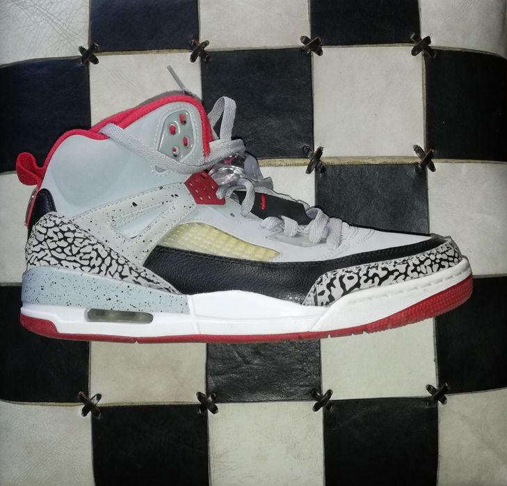 Jordan spizike маратонки