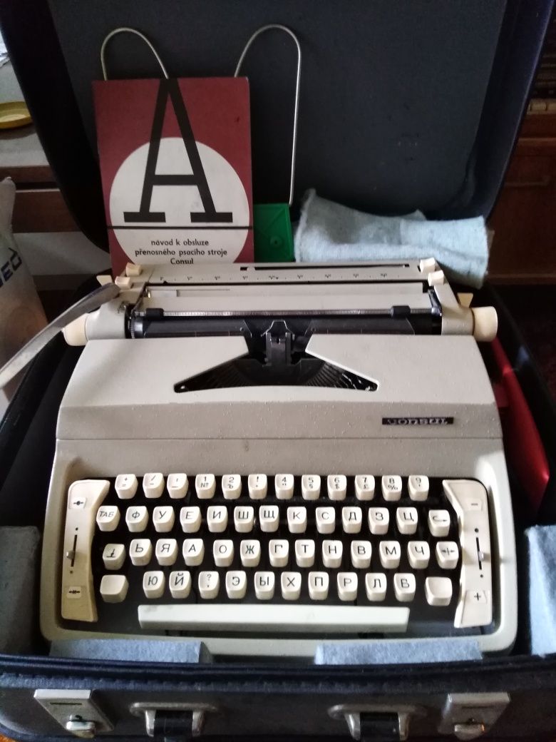 Чешка пишеща машина