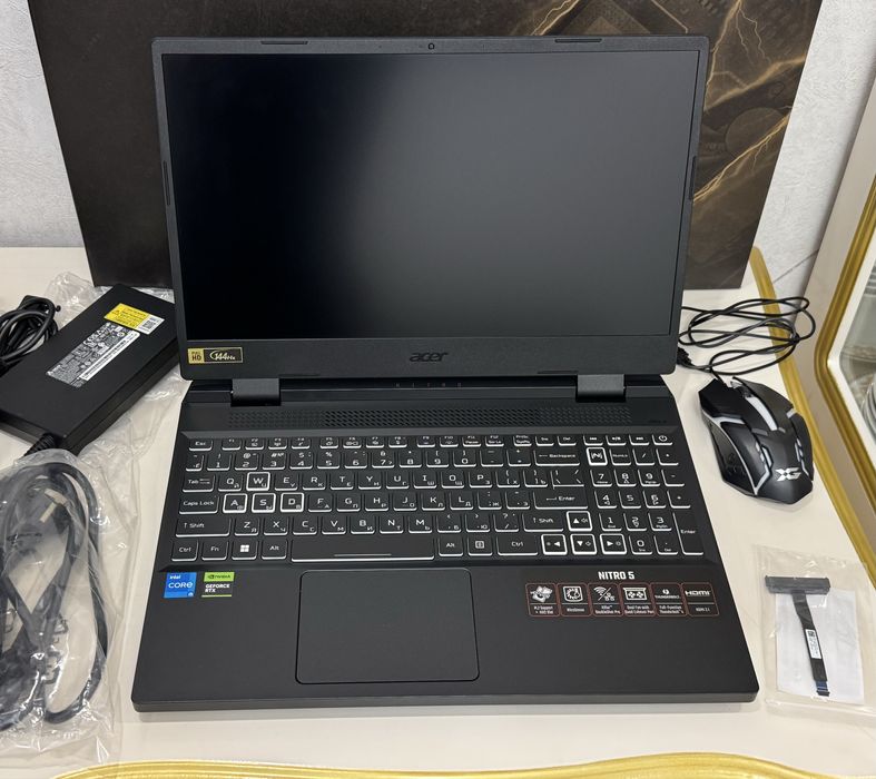 Acer Nitro 5. Core i5-12450H / RTX 3050 / 16GB / 512GB