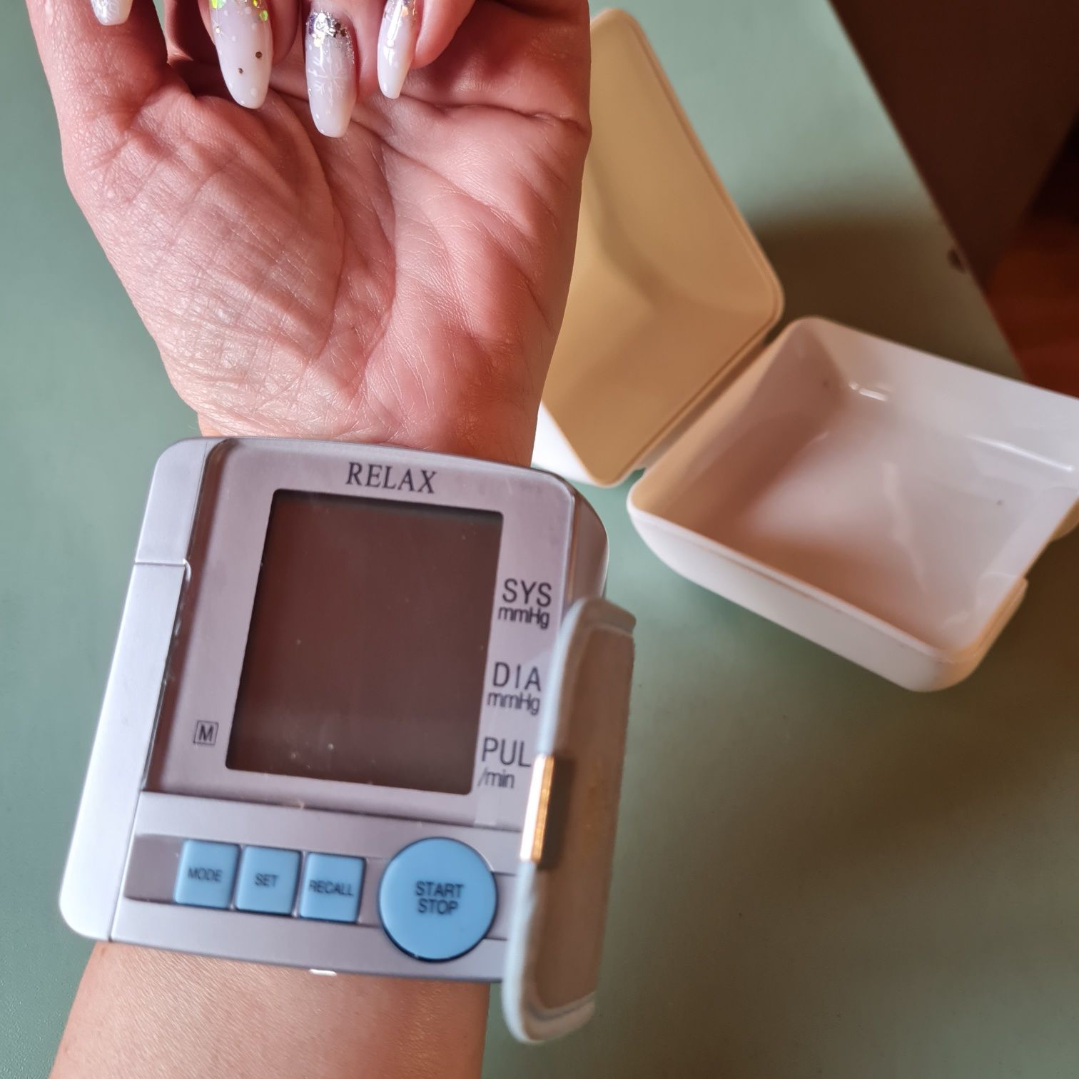 RELAX апарат за кръвно налягане