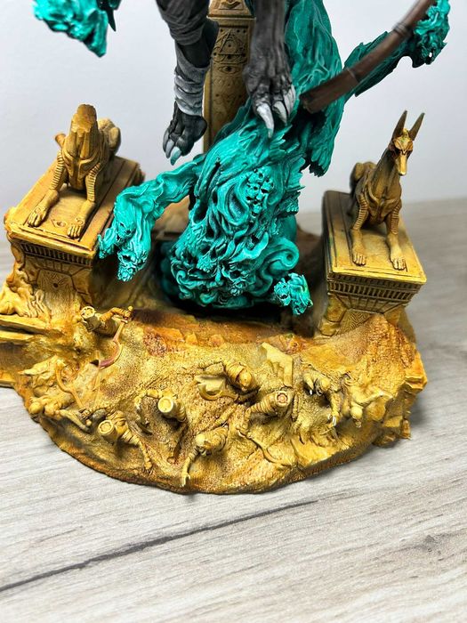 Statuetă Anubis din rășină – pictată manual, 27,5 cm, de colecție