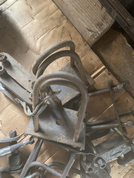 Vand bride arcuri foi pt dacia papuc-pick up