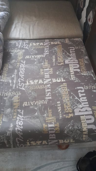 Продам диван срочно!