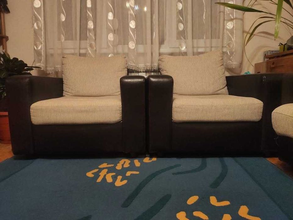 Разтегателен диван + два фотьойла