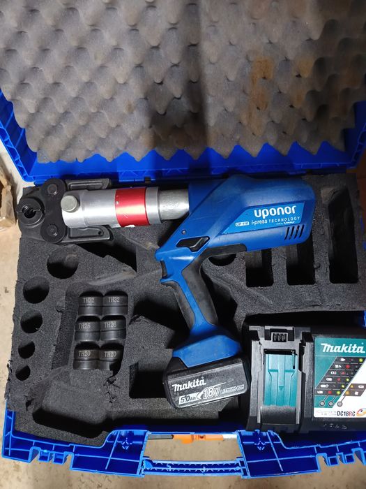 Presa hidraulica Uponor klauke de sertizat pexal