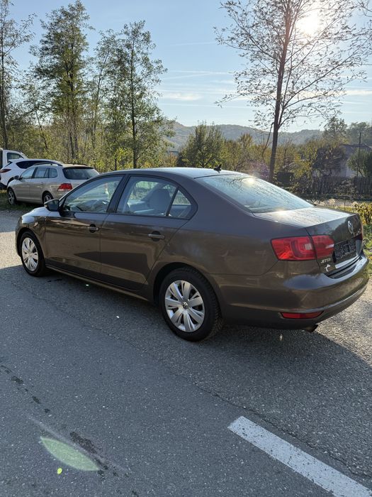 VW Jetta 1.2 TSI 105cp 2012
