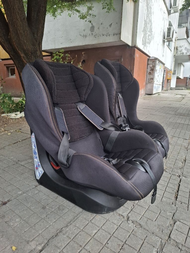 Столче за кола Чико 2 броя