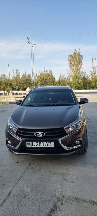 Лада веста 1.8 л