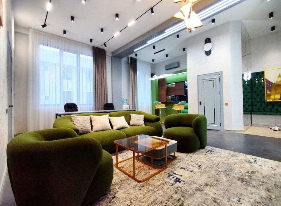 Продажа помещения в ЖК Модерн Строй Ул Уста Ширин!!