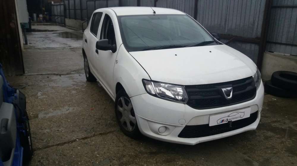 Sandero 2015 1.2 16v dezmembrari piese dezmembrez orice piesa 8000 km
