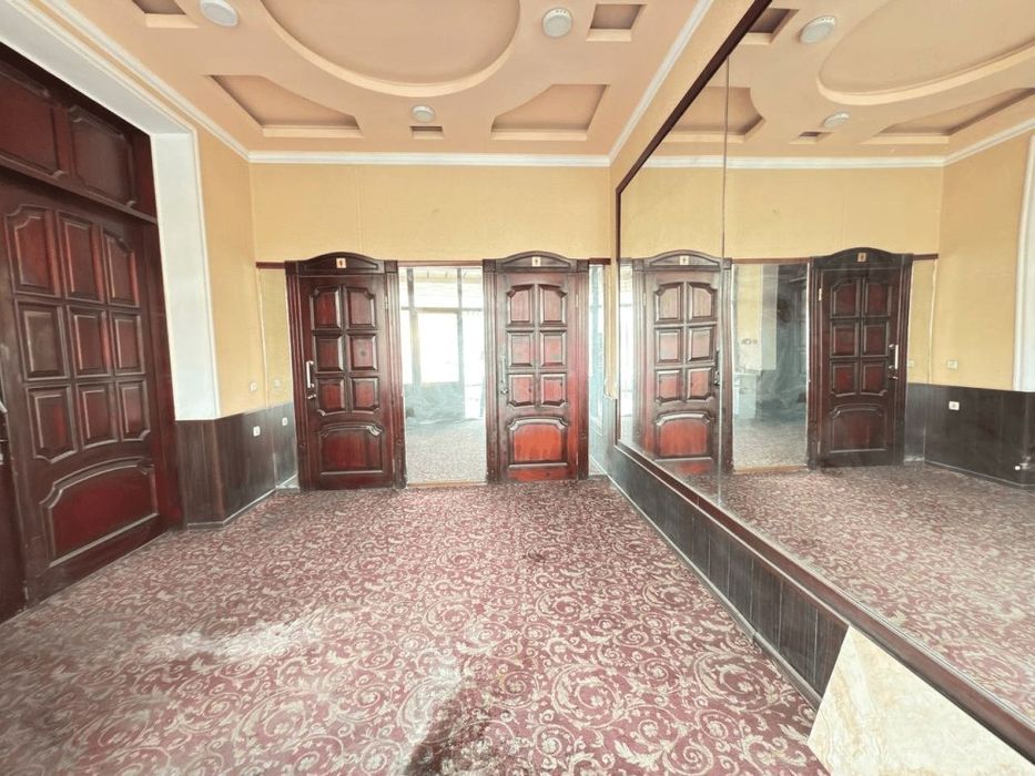 Продается комерческое здания.Туркистон.