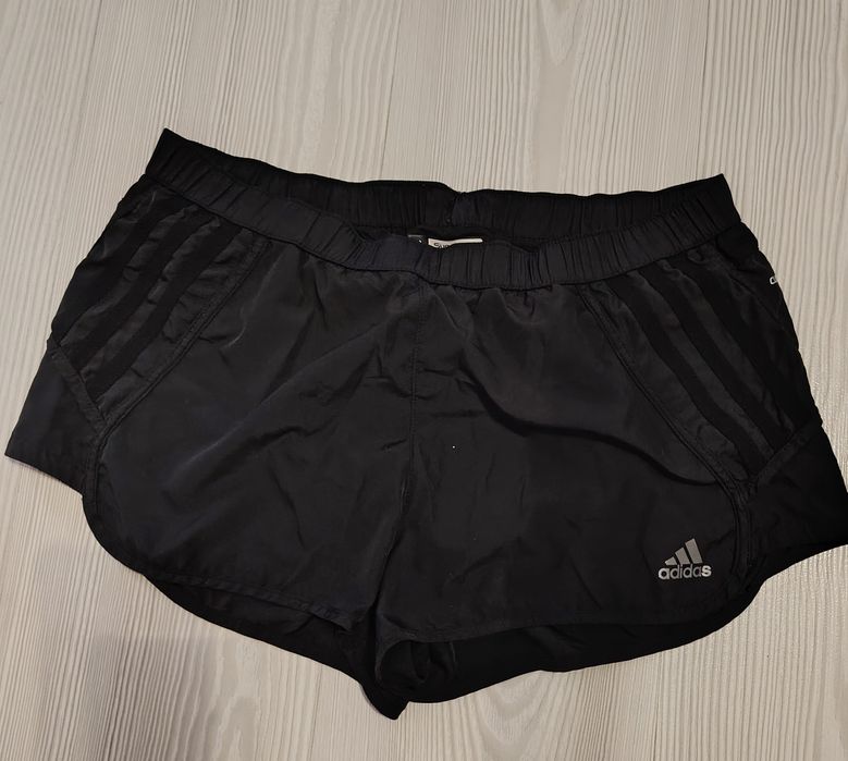 Дамски клин и къси панталонки