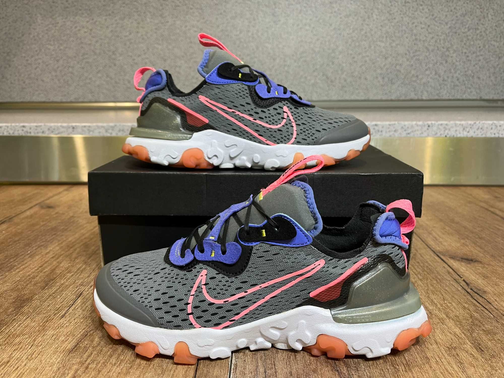 ОРИГИНАЛНИ *** Nike React Vision GS 'Smoke Grey Sunset Pulse'