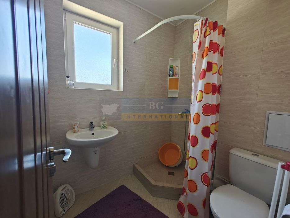 Продава се Двустаен апартамент в Созопол - 67 кв.м за 1456 €/кв.м - Снимка #2