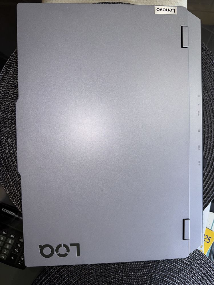 Lenovo LOQ 15IAX9