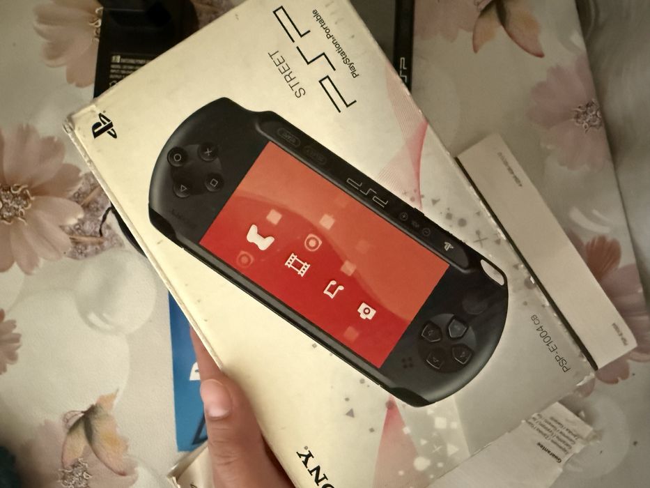 PSP sony 2011 года