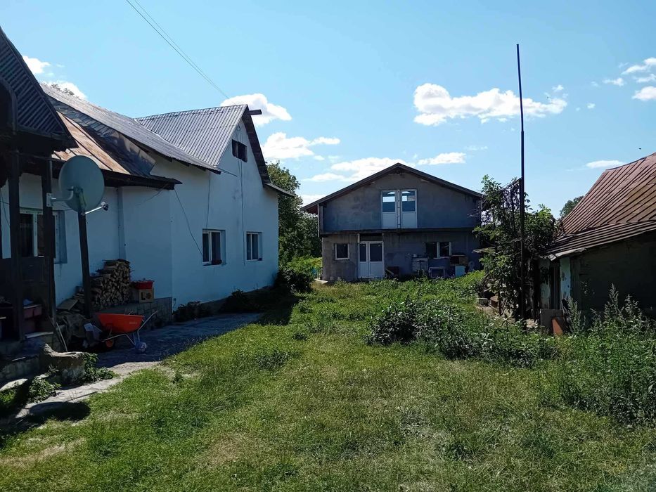 Casa noua Girov beton armat si BCA 152 mp  la rosu 1240mp P +M