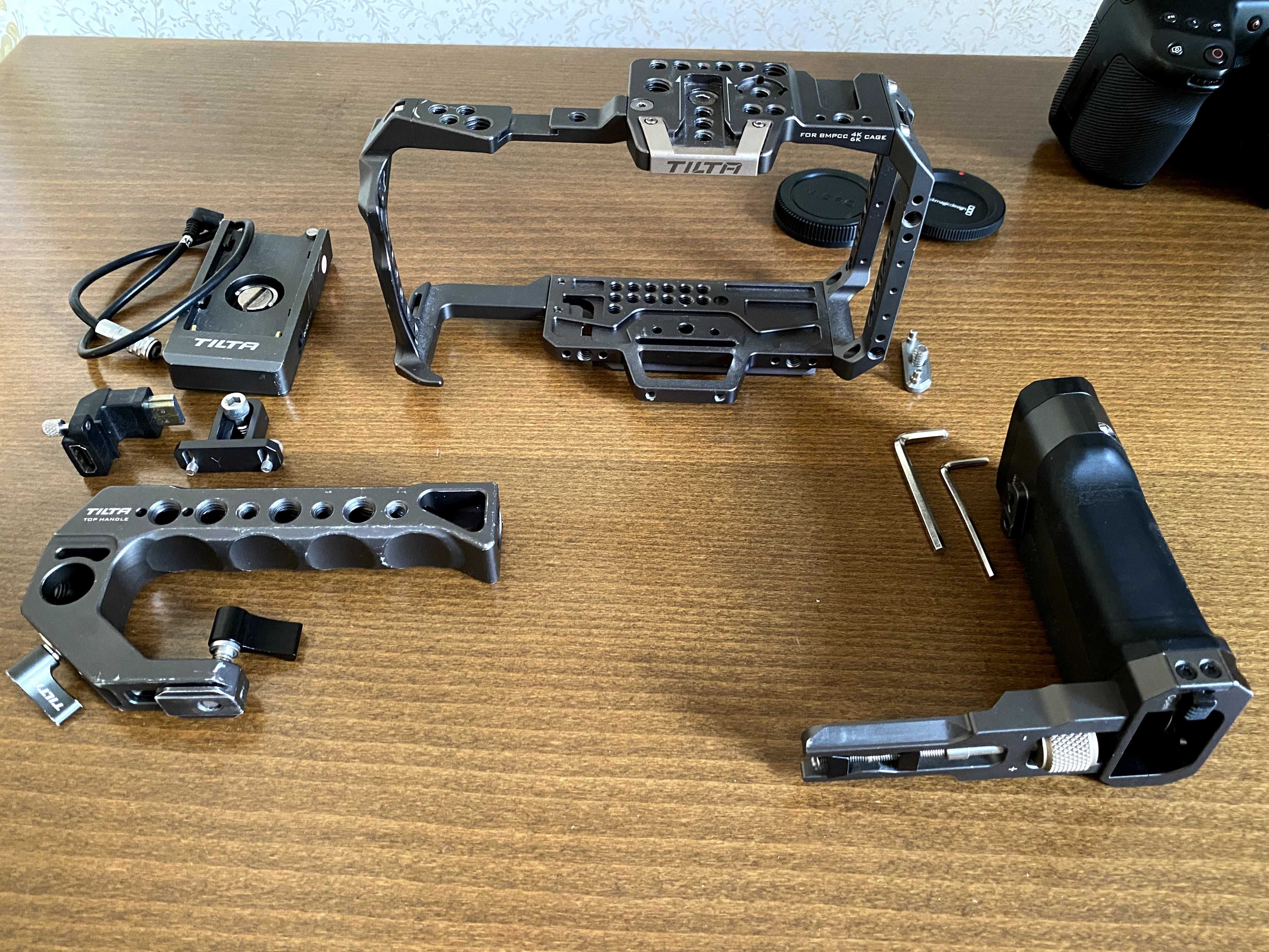 Blackmagic Design Pocket Cinema Camera 4K + Sigma 18-35