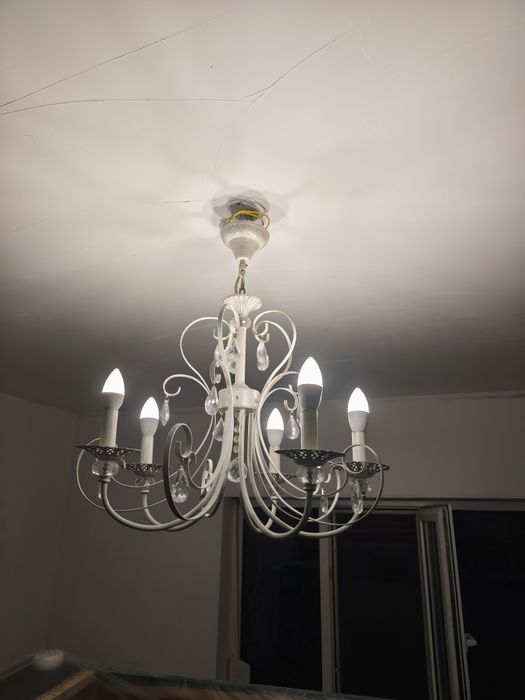 Vând candelabru antichizat living