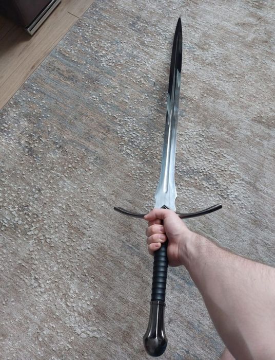 Vând sabie replica "Glamdring" The Hobbit