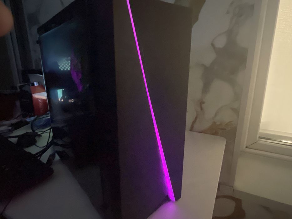 компьютер игровой (i7,8gb,GTX 1050, 256gb ssd)