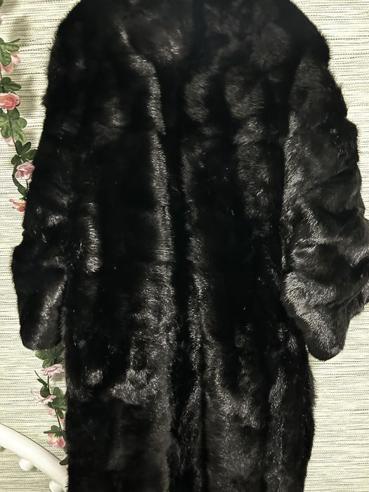 Продам норковую шубу