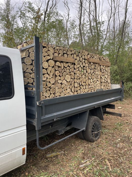 Vand lemne de foc taiate si sparte