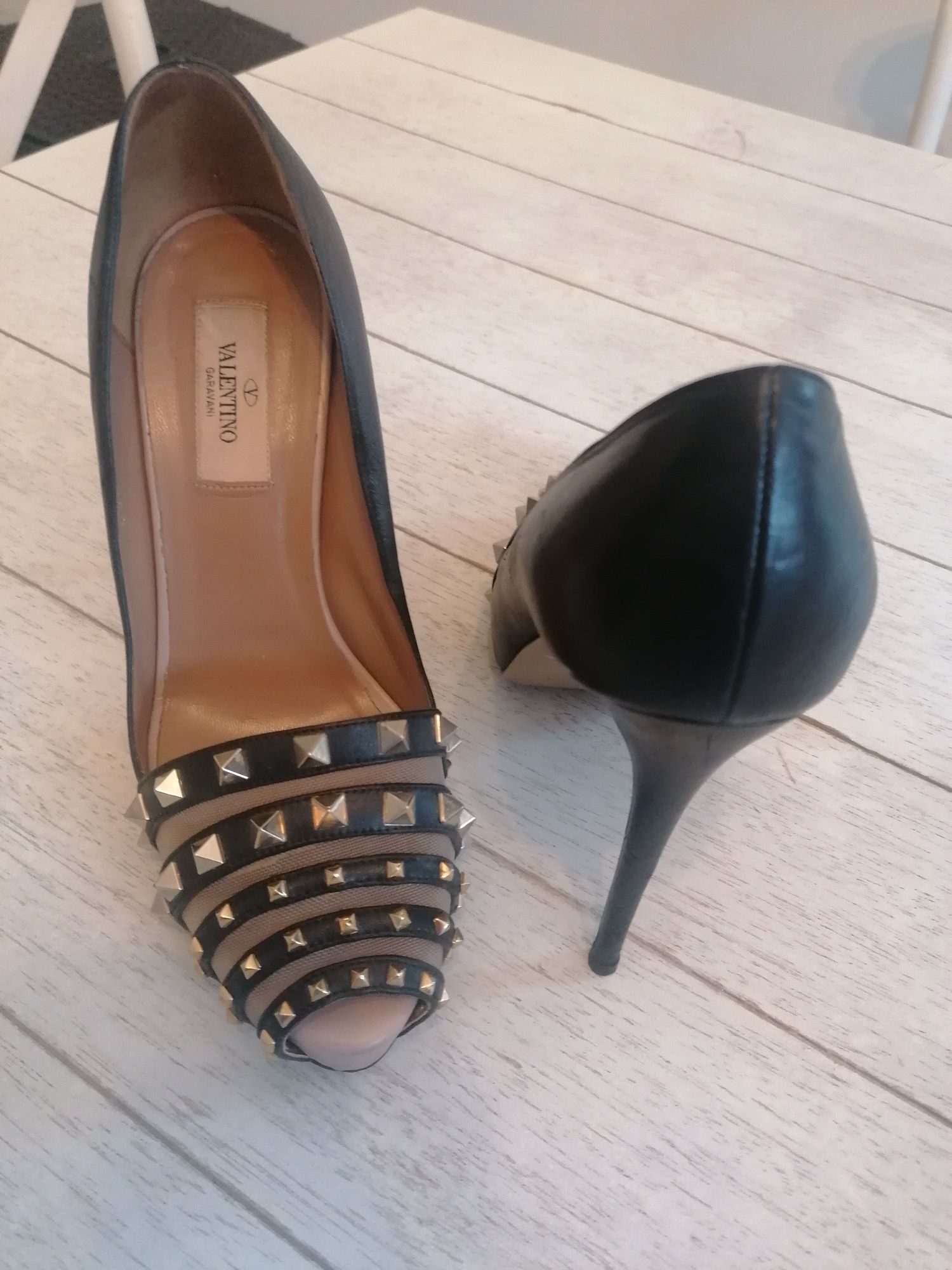 Pantofi VALENTINO Originali!