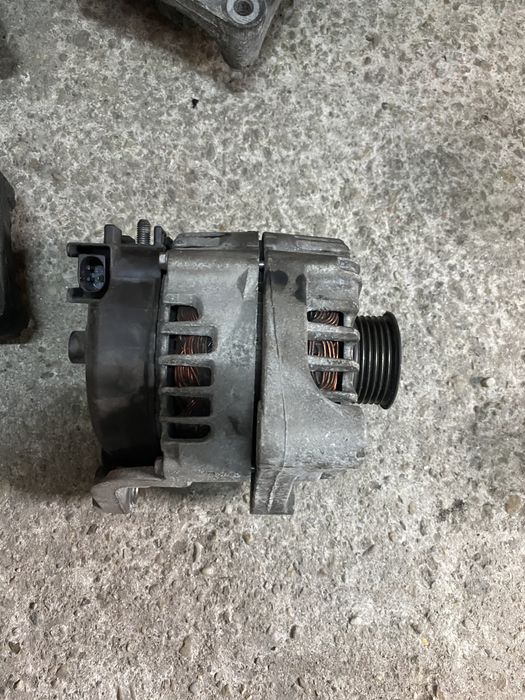 Alternator generator bmw n47d20a n47d20c e90 e91 e92 e93 e87 2.0d