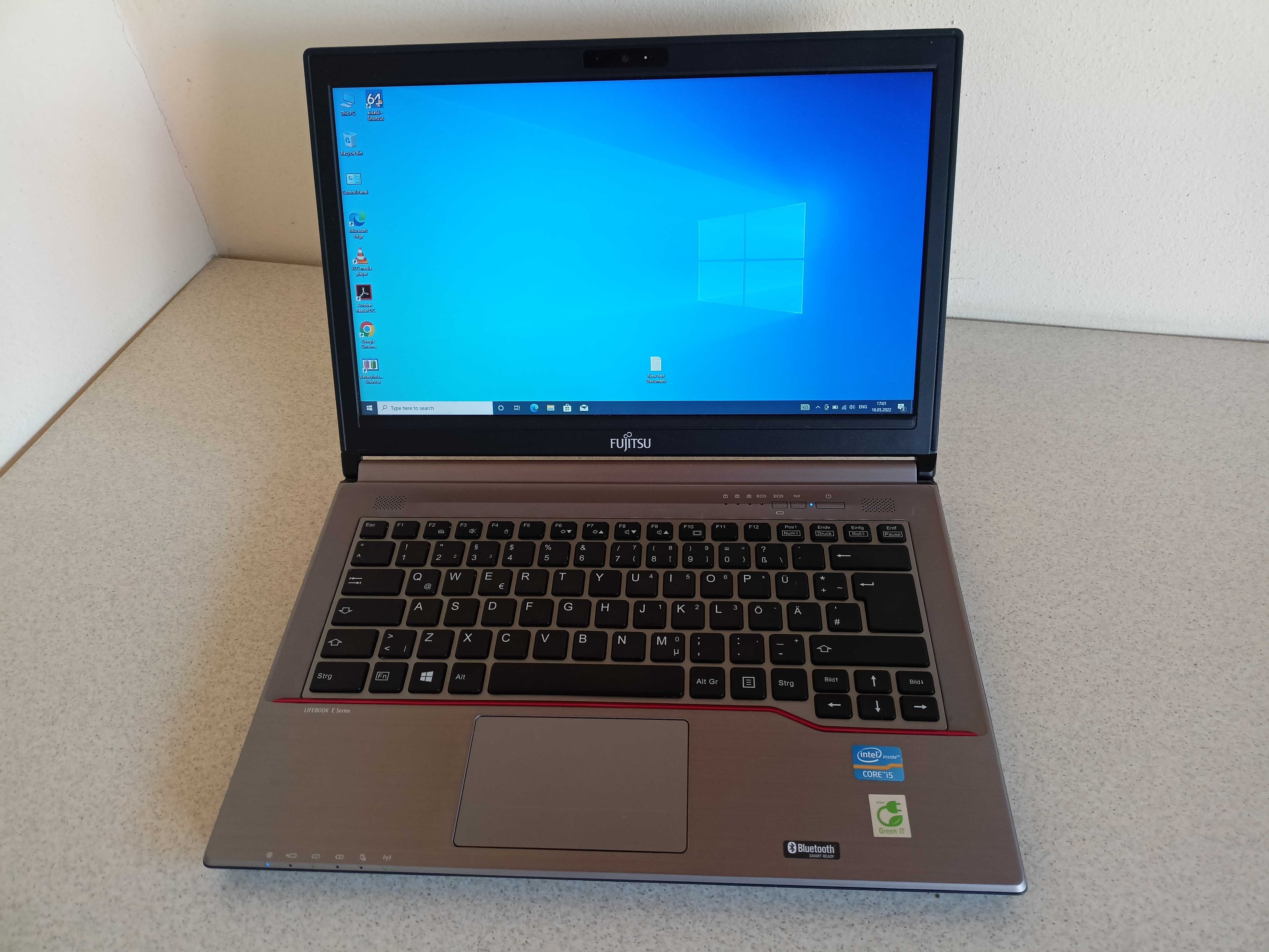 Dezmembrez Fujitsu LifeBook E743 - Pret Mic