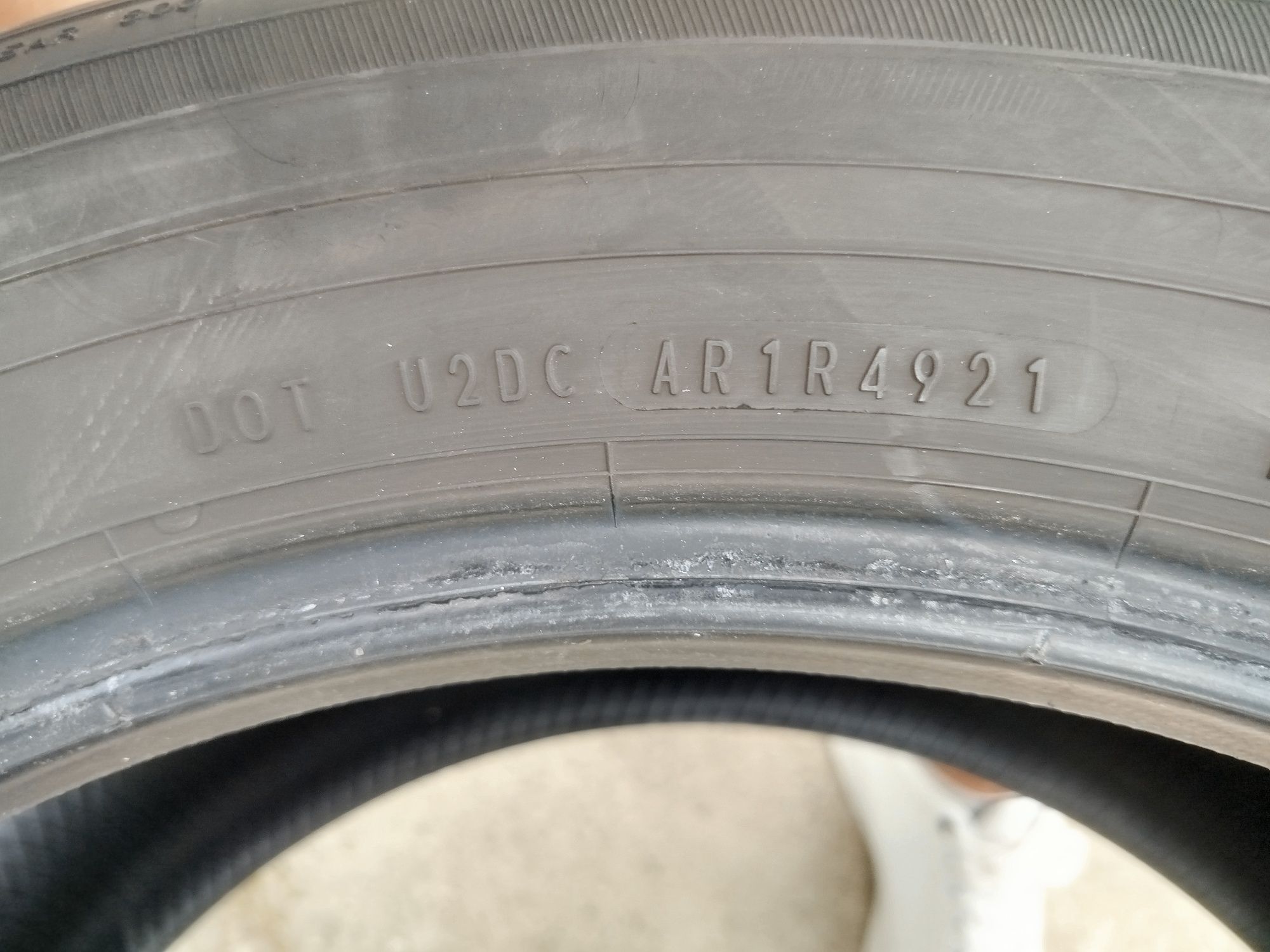 Гуми 235/60/r18 dot 21