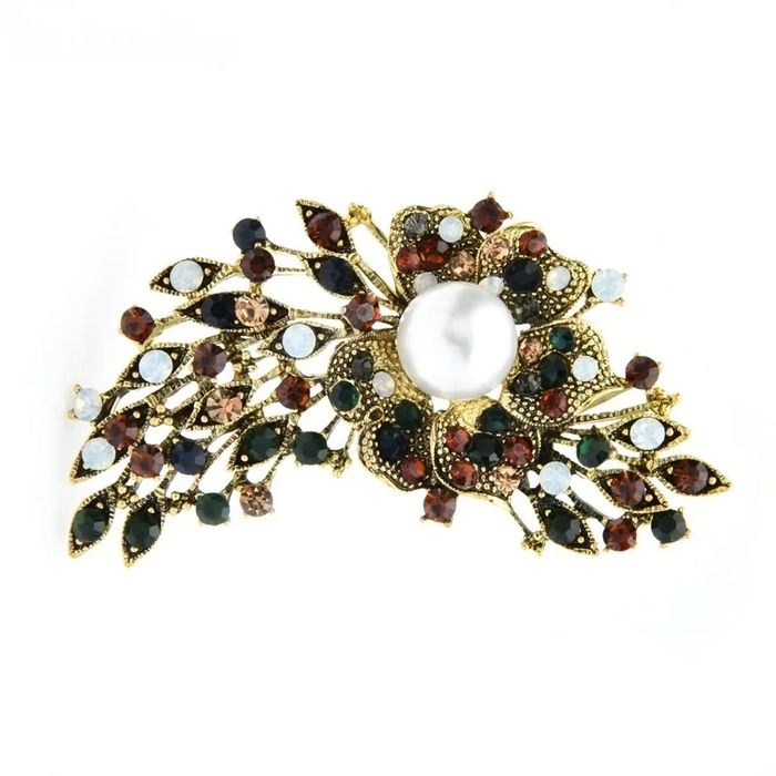 Броши 8 видов .1шт-50т.сум